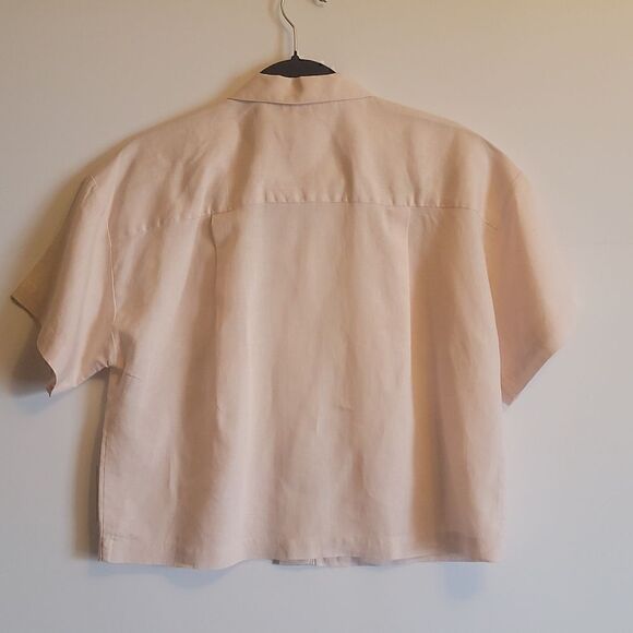 Design Assets Linen pink cropped top size 12. Brocade around neck and middle. - Picture 4 of 4